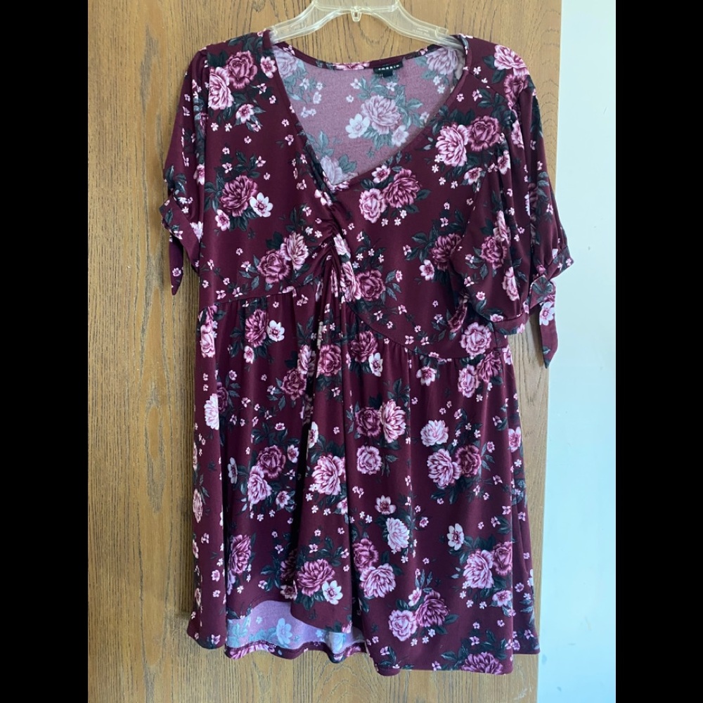 Torrid wine multi short sleeve top